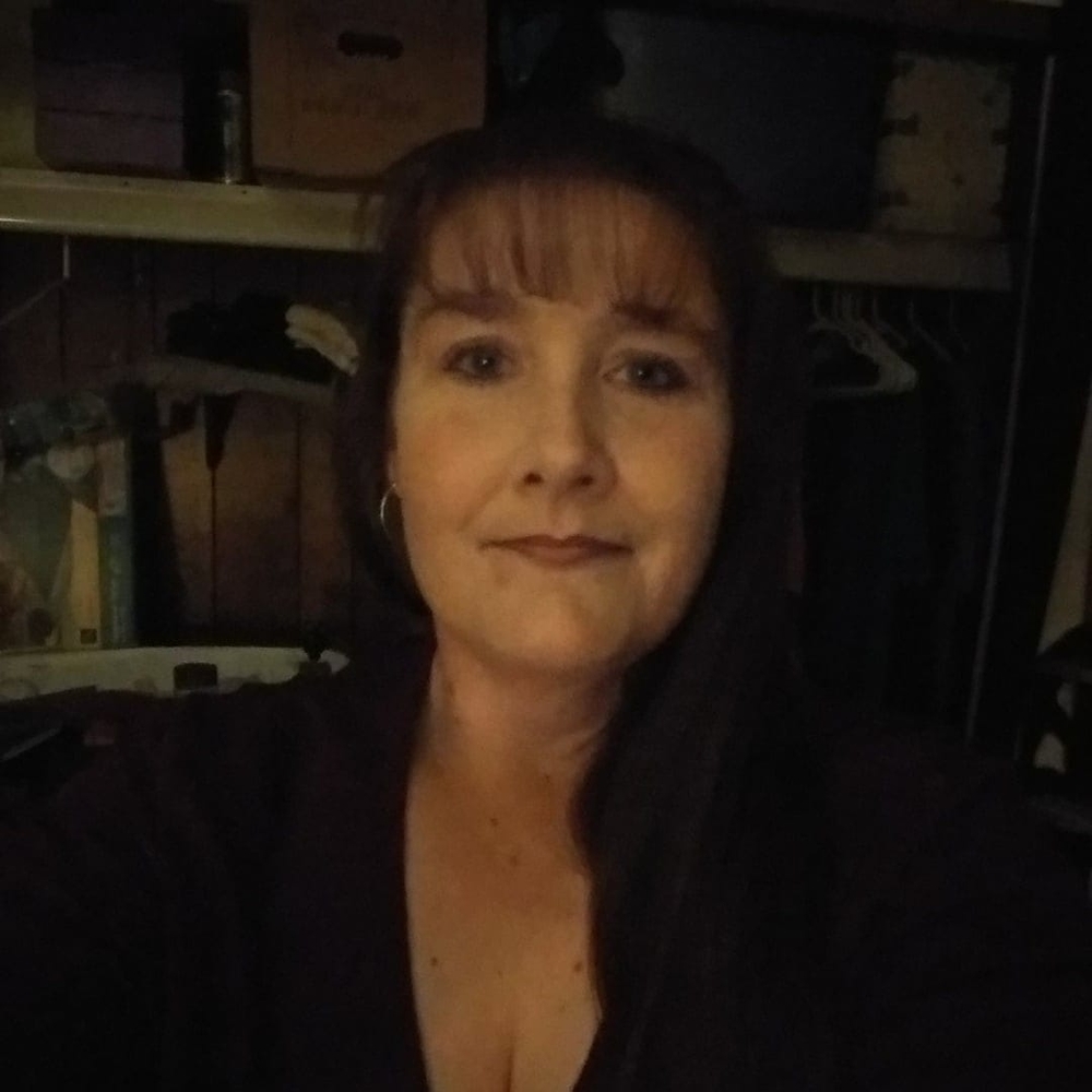 Meet your Posher, Gena